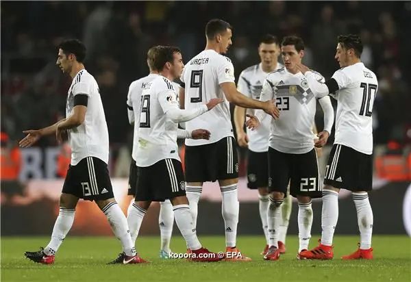 ?i=epa%2fsoccer%2f2017-11%2f2017-11-14%2f2017-11-14-06329922_epa