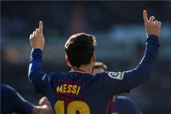 ميسي سجل هدفًا وصنع آخر في الكلاسيكو