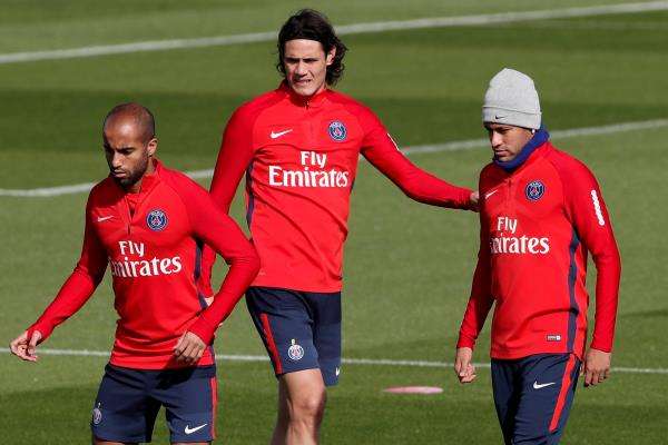 لاعبو باريس سان جيرمان