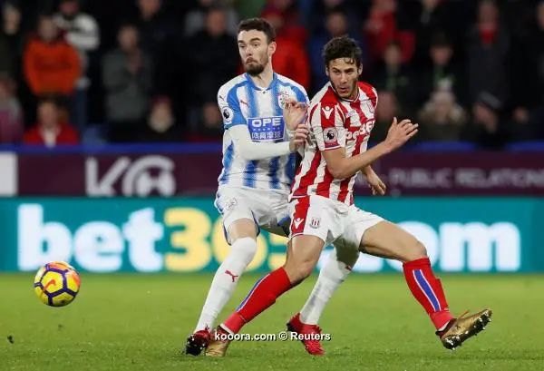 ?i=reuters%2f2017-12-26%2f2017-12-26t165244z_903225707_rc18394fe840_rtrmadp_3_soccer-england-hdd-stk_reuters