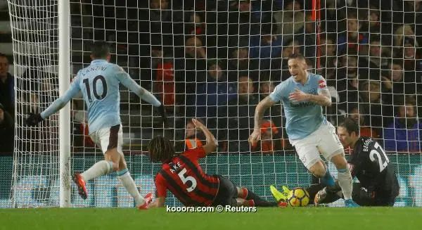 ?i=reuters%2f2017-12-26%2f2017-12-26t170924z_1428640830_rc1296aeb890_rtrmadp_3_soccer-england-bou-whu_reuters