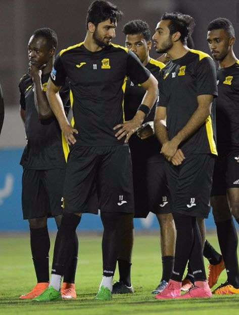 لاعبو اتحاد جدة 