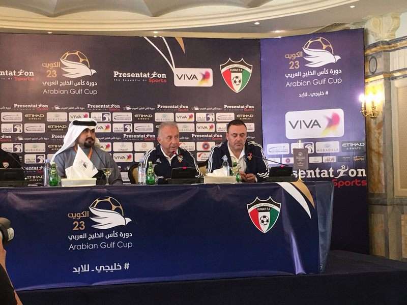 زاكيروني خلال المؤتمر