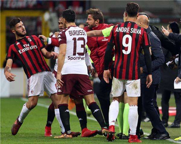 أزمة ميلان مستمرة رغم الفوز بالديربي