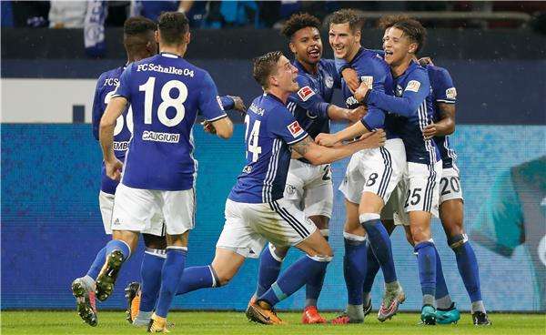 لاعبو شالكة