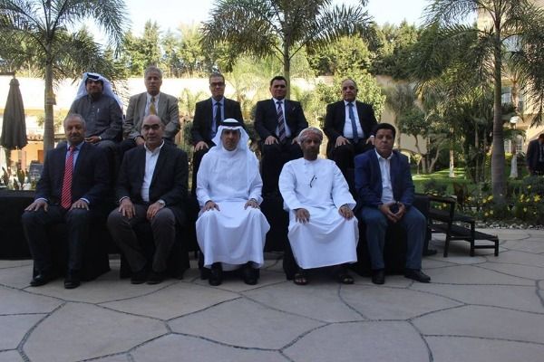 من العمومية