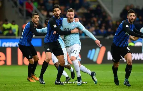 ?i=reuters%2f2017-12-30%2f2017-12-30t173635z_1620146202_rc135ce13d30_rtrmadp_3_soccer-italy-int-laz_reuters