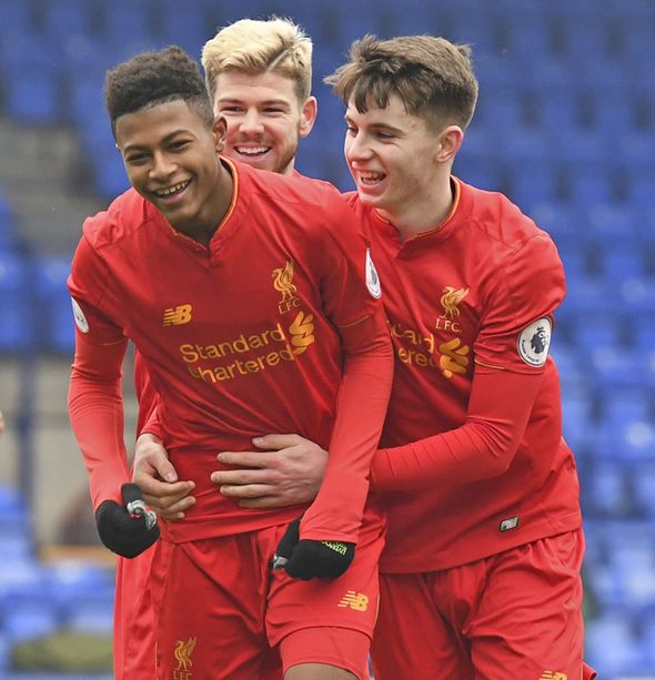 لاعبو ليفربول - أرشيفية