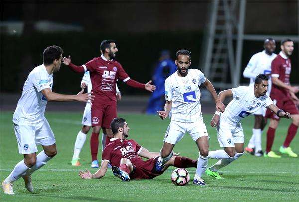 لقاء سابق بين الفريقين