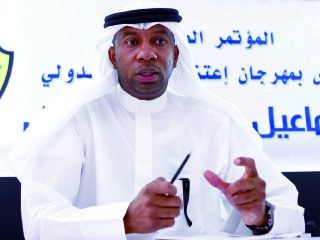 مدير منتخب الامارات إسماعيل راشد