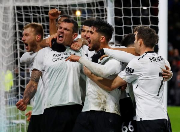فرحة لاعبي ليفربول