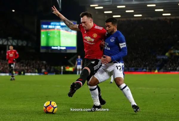 ?i=reuters%2f2018-01-01%2f2018-01-01t190647z_53566183_rc16ec0258c0_rtrmadp_3_soccer-england-eve-mun_reuters