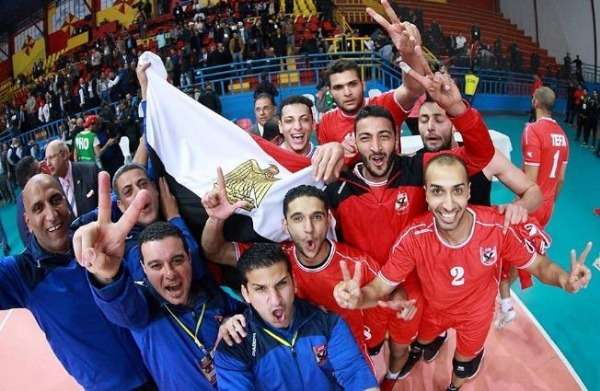  الأهلي بطل البطولة الأفريقية السابقة 