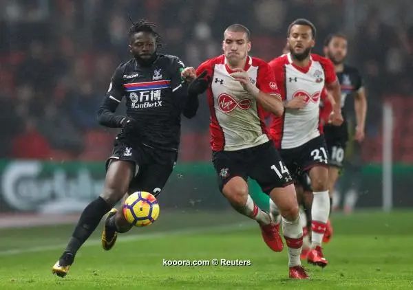 ?i=reuters%2f2018-01-02%2f2018-01-02t211207z_678669120_rc1cb2d86890_rtrmadp_3_soccer-england-sou-cry_reuters