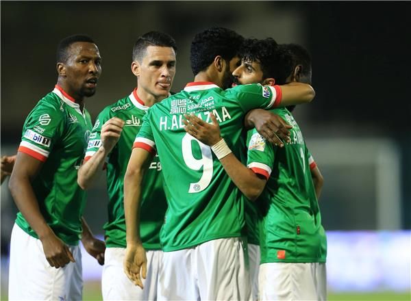 لاعبو الاتفاق