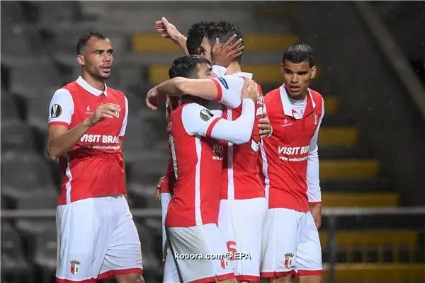 ?i=epa%2fsoccer%2f2017-11%2f2017-11-23%2f2017-11-23-06346832_epa