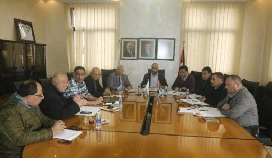 من الاجتماع