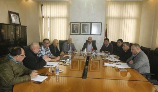 من الاجتماع