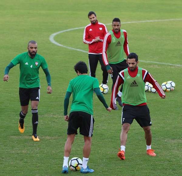 من تدريبات الإمارات