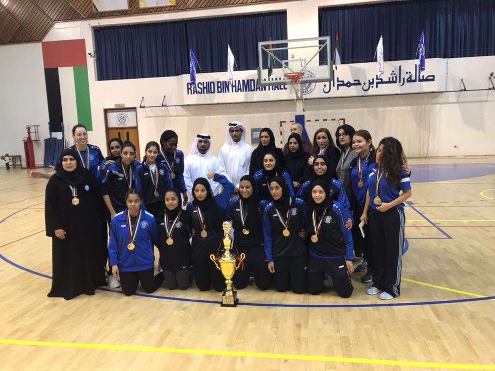 سيدات فريق نادي النصر
