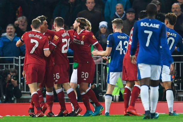 Liverpools-Brazilian-midfielder-Roberto