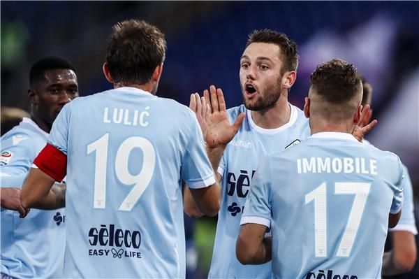 لاعبو لاتسيو