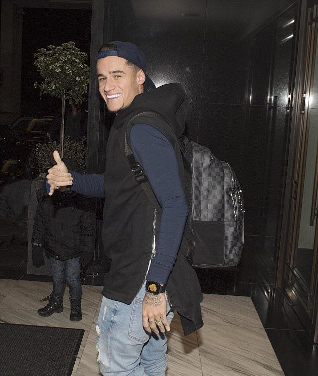 47D0B3D800000578-5241359-image-a-7_1515258370062