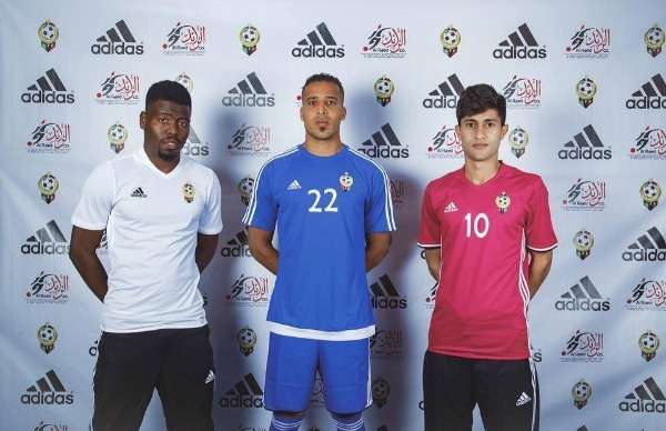 زي المنتخب الليبي
