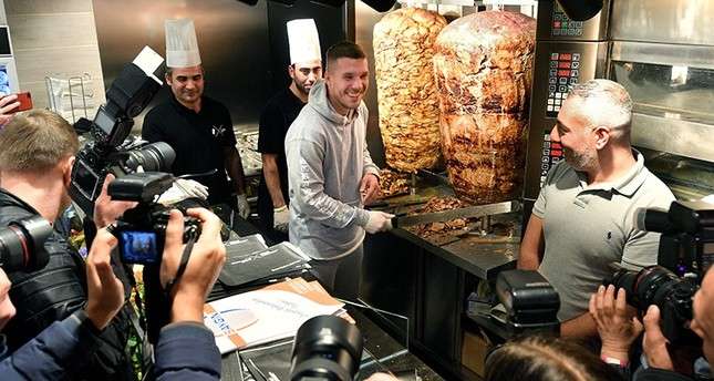 بودولسكي في مطعمه الجديد