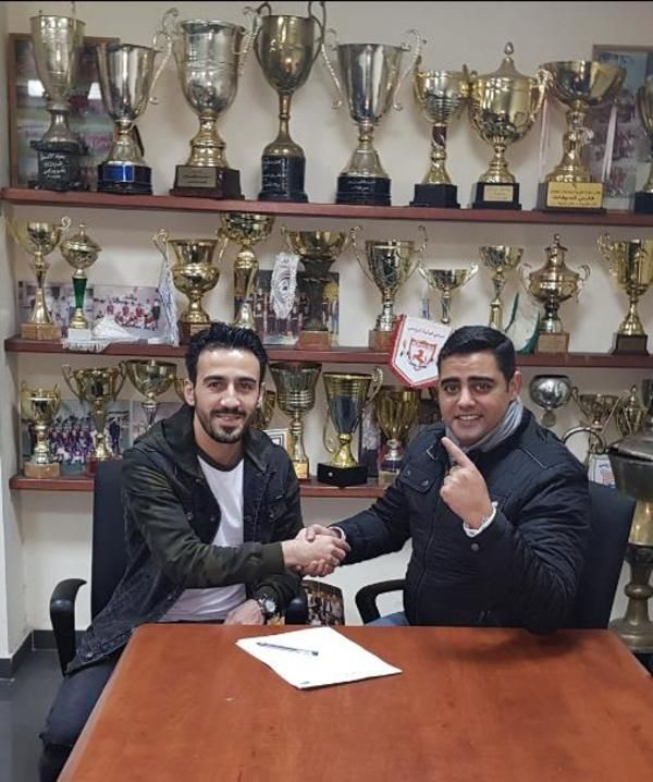 الرفاعي يوقع بحضور المحارمة