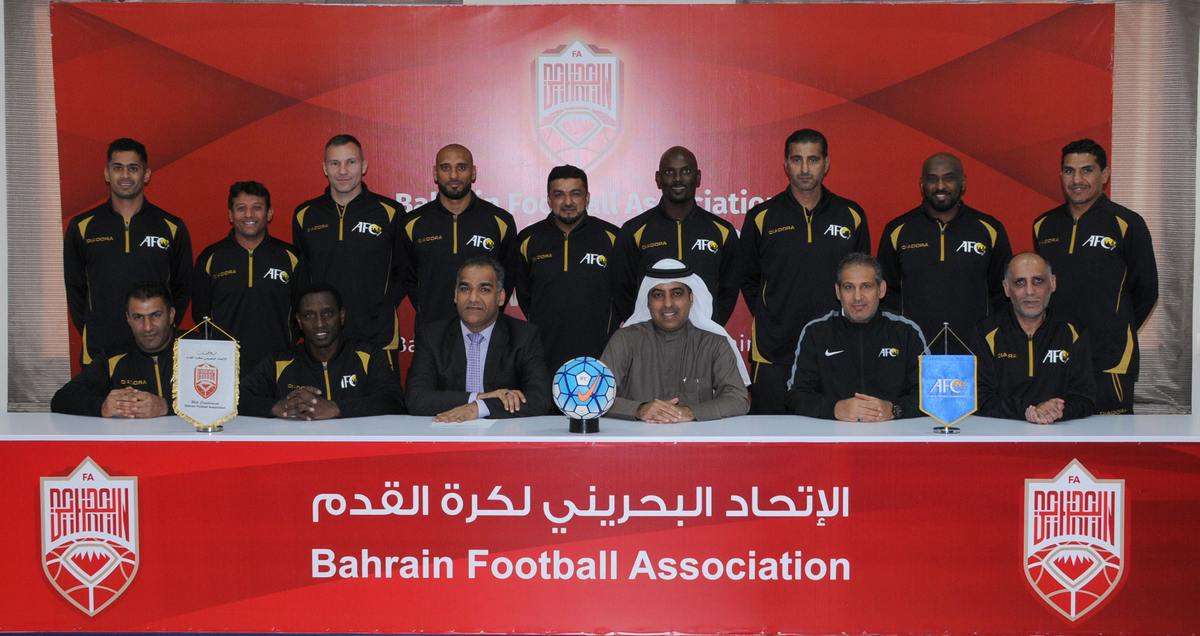 الرميثي يتوسط المشاركين