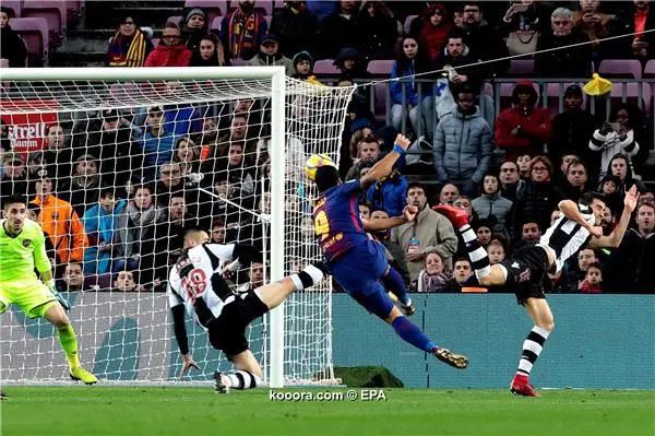 ?i=epa%2fsoccer%2f2018-01%2f2018-01-07%2f2018-01-07-06423127_epa