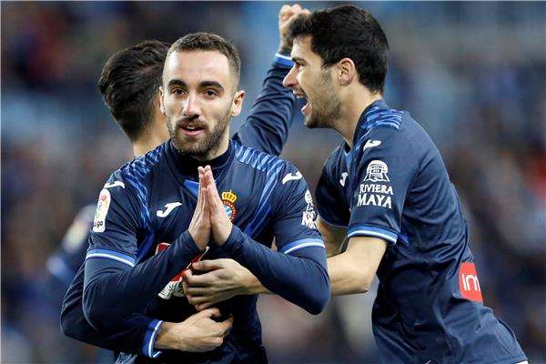 لاعبو إسبانيول