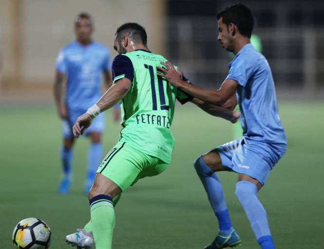 لقاء سابق بين الفريقين