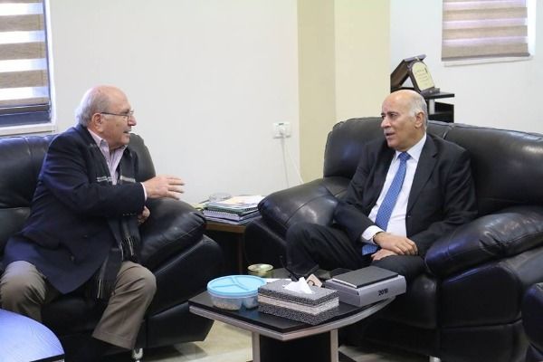  الرجوب يستقبل ممثلي شركة المشروبات 