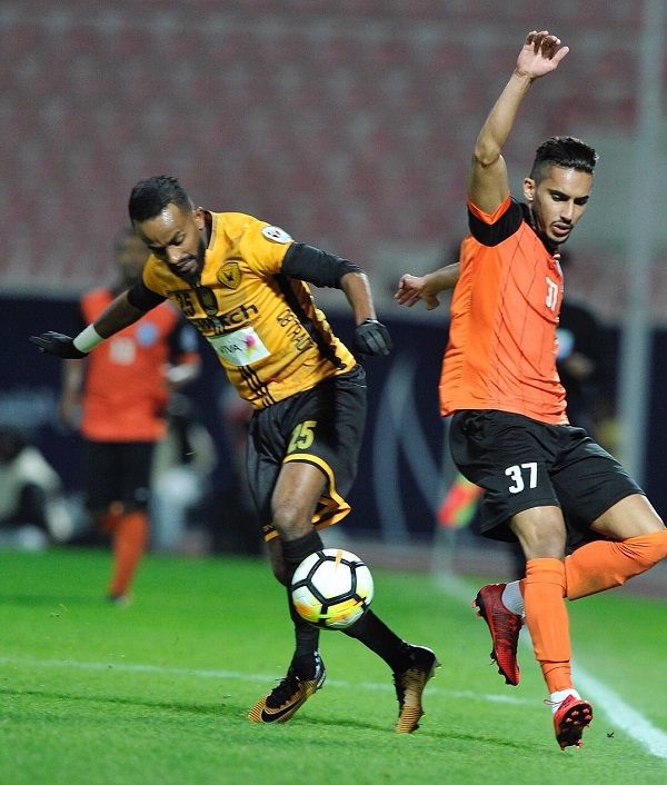 من لقاء القادسية وكاظمة 