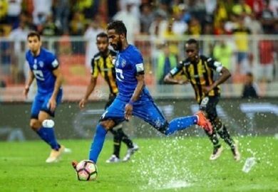 لقاء سابق بين الهلال والاتحاد 