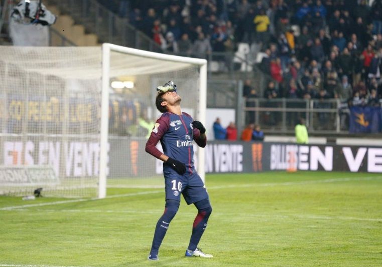 33444444444333333333