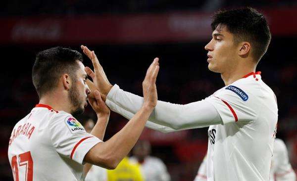 لاعبو إشبيلية