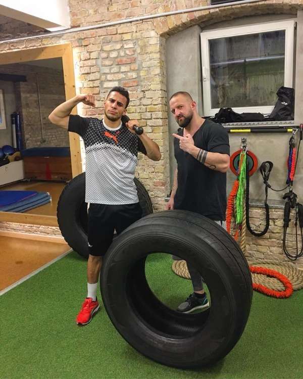 بن حتيرة خلال تدريباته في ألمانيا