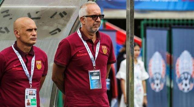 ماسيميليانو مادالوني