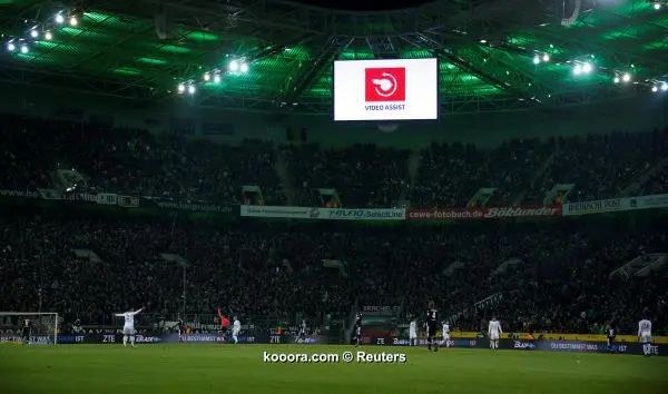 ?i=reuters%2f2017-12-09%2f2017-12-09t182745z_265886795_rc1503956c80_rtrmadp_3_soccer-germany-bmg-s04_reuters