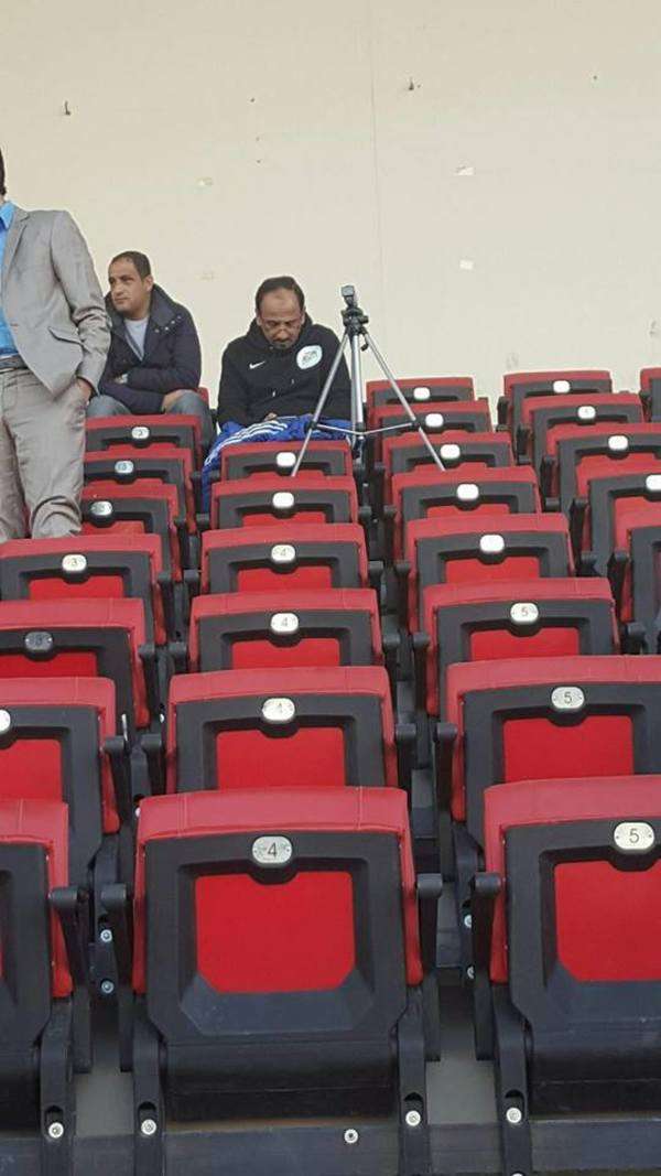 ممثل السويق في المدرجات