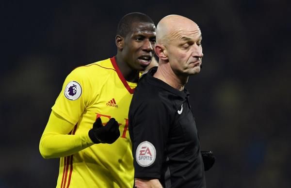 عبد الله دوكوري سجل هدفا مثيرا للجدل