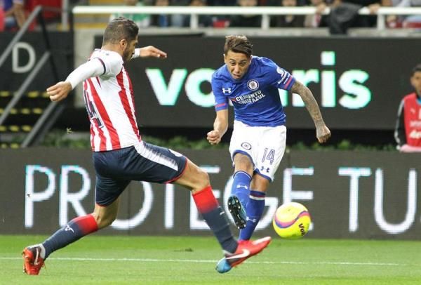 من لقاء جوادالاخارا وكروز أزول