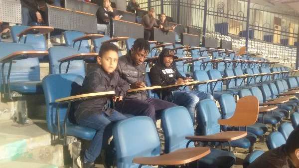 أشيمبونج في المدرجات