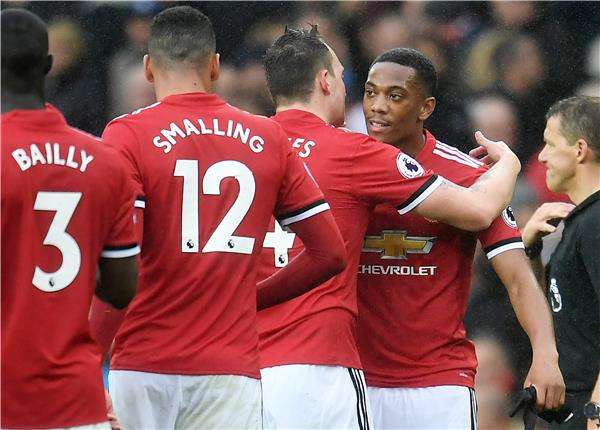 لاعبو مانشستر يونايتد - أرشيفية