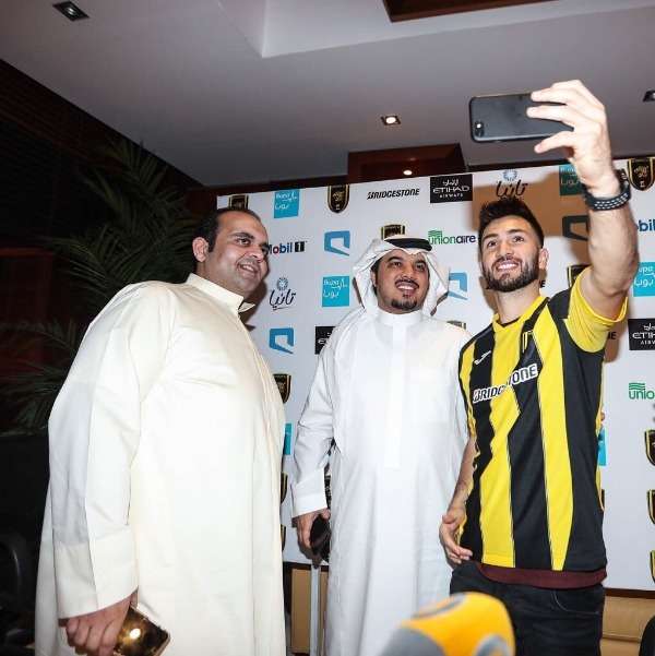 فيلانويفا سعيد بالتجديد