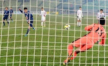 ضربة الجزاء التي نفذها الياباني ريو هاتاتي