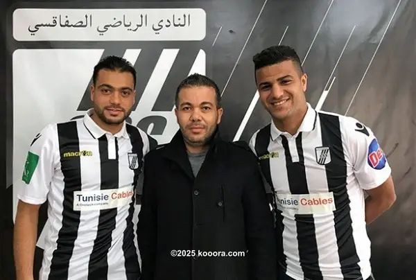 ?i=corr%2f32%2fkoo_32695